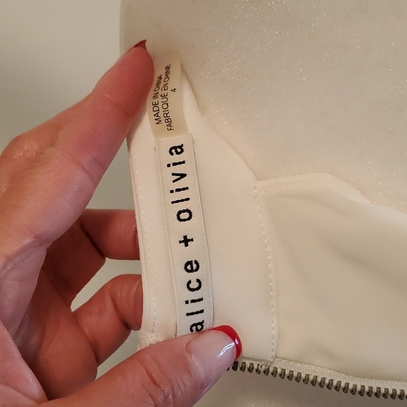 Alice + Olivia top - Picture 6 of 6